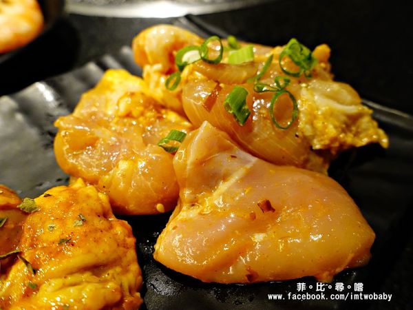 瓦崎燒烤火鍋(敦南店)：【捷運美食】瓦崎燒烤火鍋-敦南店 精緻單點吃到飽 頂級Prime無骨牛小排/松阪豬/肥美生蠔/蝦子軍團/哈根達斯/台啤無限供應！東區燒烤火鍋