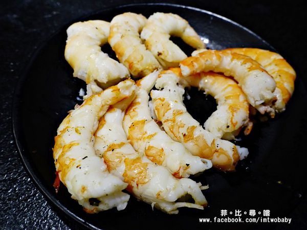 瓦崎燒烤火鍋(敦南店)：【捷運美食】瓦崎燒烤火鍋-敦南店 精緻單點吃到飽 頂級Prime無骨牛小排/松阪豬/肥美生蠔/蝦子軍團/哈根達斯/台啤無限供應！東區燒烤火鍋