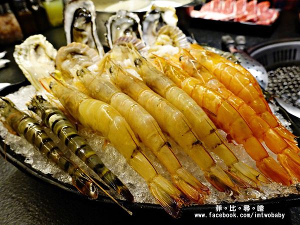 瓦崎燒烤火鍋(敦南店)：【捷運美食】瓦崎燒烤火鍋-敦南店 精緻單點吃到飽 頂級Prime無骨牛小排/松阪豬/肥美生蠔/蝦子軍團/哈根達斯/台啤無限供應！東區燒烤火鍋