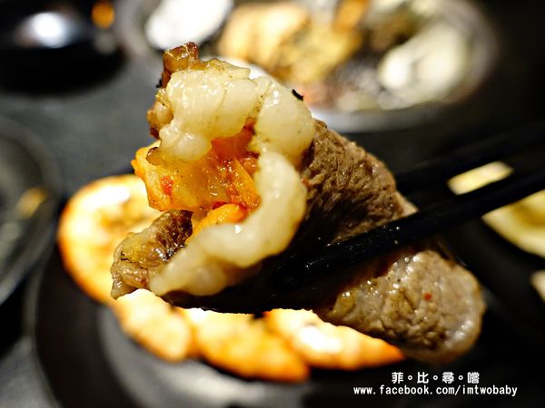 瓦崎燒烤火鍋(敦南店)：【捷運美食】瓦崎燒烤火鍋-敦南店 精緻單點吃到飽 頂級Prime無骨牛小排/松阪豬/肥美生蠔/蝦子軍團/哈根達斯/台啤無限供應！東區燒烤火鍋