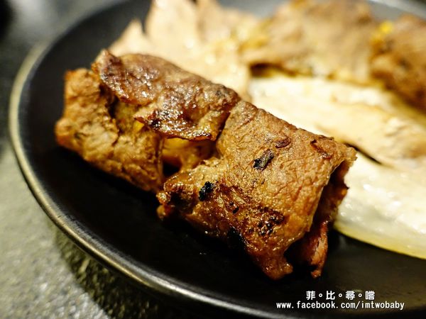 瓦崎燒烤火鍋(敦南店)：【捷運美食】瓦崎燒烤火鍋-敦南店 精緻單點吃到飽 頂級Prime無骨牛小排/松阪豬/肥美生蠔/蝦子軍團/哈根達斯/台啤無限供應！東區燒烤火鍋