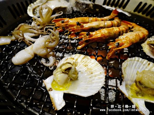 瓦崎燒烤火鍋(敦南店)：【捷運美食】瓦崎燒烤火鍋-敦南店 精緻單點吃到飽 頂級Prime無骨牛小排/松阪豬/肥美生蠔/蝦子軍團/哈根達斯/台啤無限供應！東區燒烤火鍋