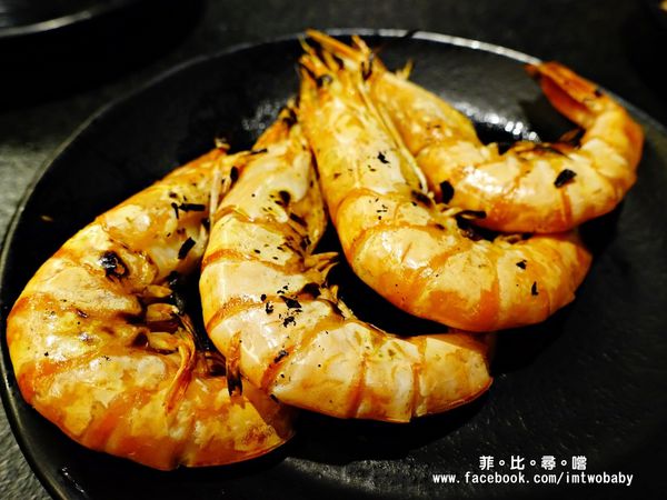 瓦崎燒烤火鍋(敦南店)：【捷運美食】瓦崎燒烤火鍋-敦南店 精緻單點吃到飽 頂級Prime無骨牛小排/松阪豬/肥美生蠔/蝦子軍團/哈根達斯/台啤無限供應！東區燒烤火鍋