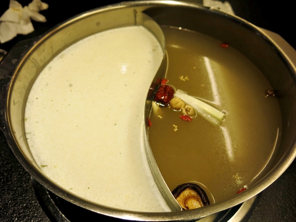 【捷運美食】瓦崎燒烤火鍋-敦南店~精緻單點/哈根達斯冰淇淋吃到飽/台灣啤酒無限暢飲/滿足饕客味蕾