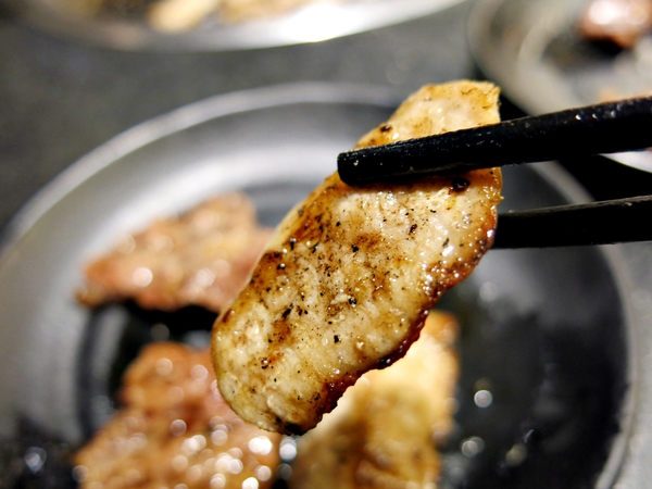 【捷運美食】瓦崎燒烤火鍋-敦南店~精緻單點/哈根達斯冰淇淋吃到飽/台灣啤酒無限暢飲/滿足饕客味蕾