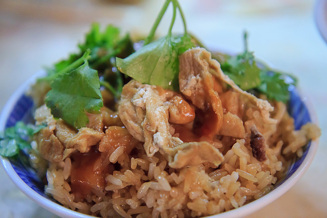 【宜蘭羅東在地美食】幽靈油飯 可怕唷~子時之後才出沒 羅東夜市銅板美食