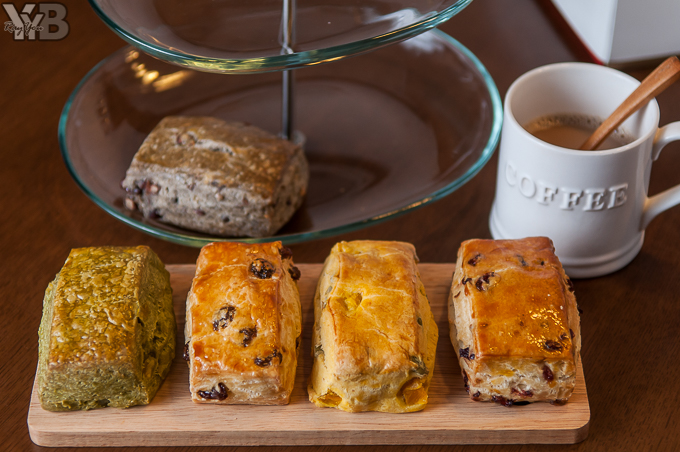 [宅配美食] 華膳美食網・綜合司康&黑芝麻起司蛋糕