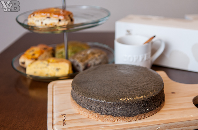 [宅配美食] 華膳美食網・綜合司康&黑芝麻起司蛋糕