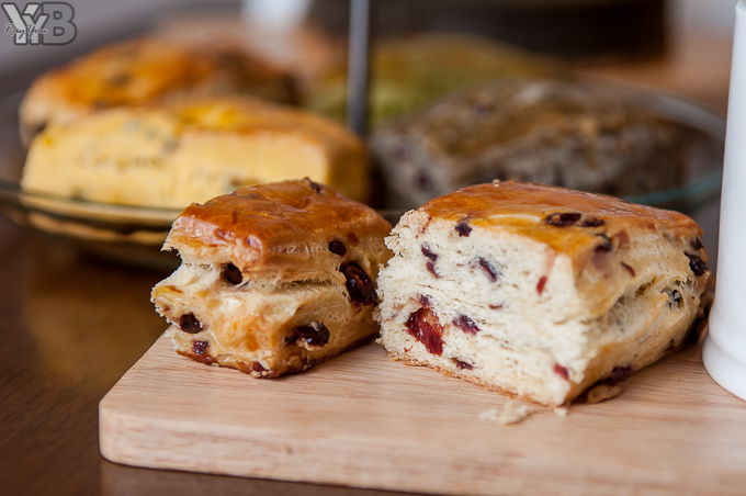 [宅配美食] 華膳美食網・綜合司康&黑芝麻起司蛋糕