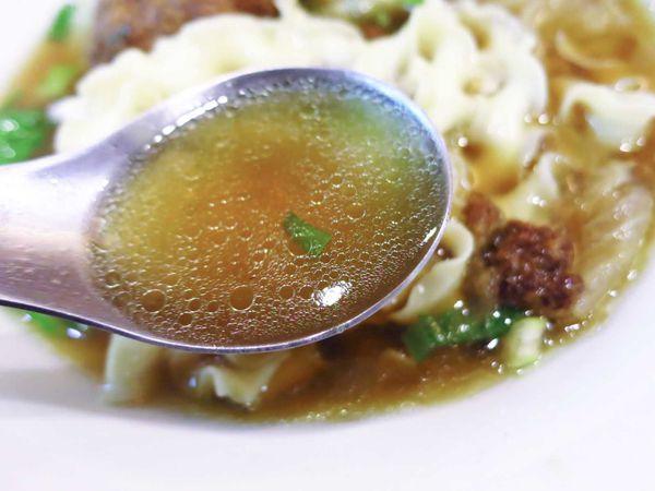 【永和美食】吃吃吃麵飯館-隱藏在巷弄的美食餐廳