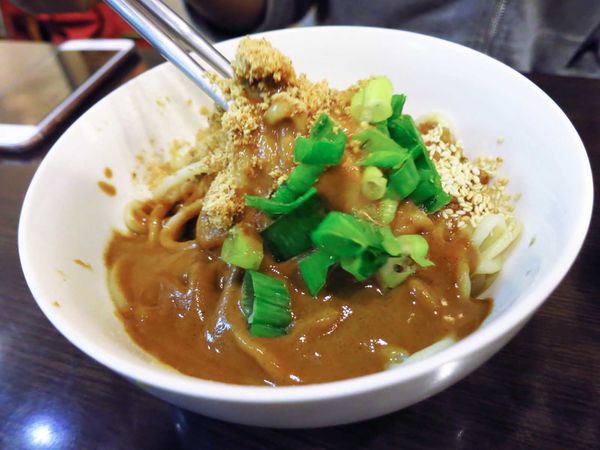 【永和美食】吃吃吃麵飯館-隱藏在巷弄的美食餐廳