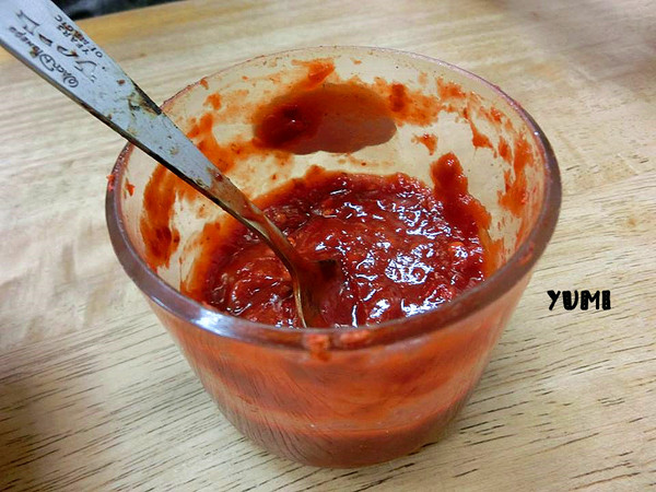 台北傳統小吃/台北甜不辣：【台中食記】林森路上隱藏的台北美食!台北甜不辣/台北花枝肉羹/九份芋圓@台北傳統小吃