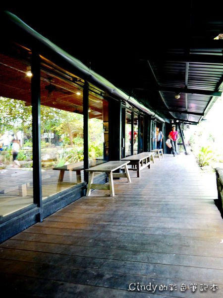 1412685999-2367336070-0 1412685999-2367336070-0