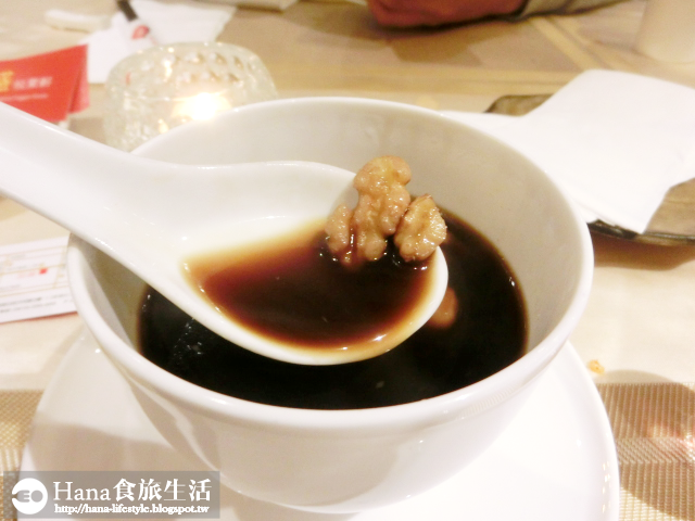 【台北市中山區】品盛悅素軒 | 精緻創意蔬食 猴菇排酥炸外皮飄香內多汁 石鍋拌飯辣夠味 氣氛好適合聚餐