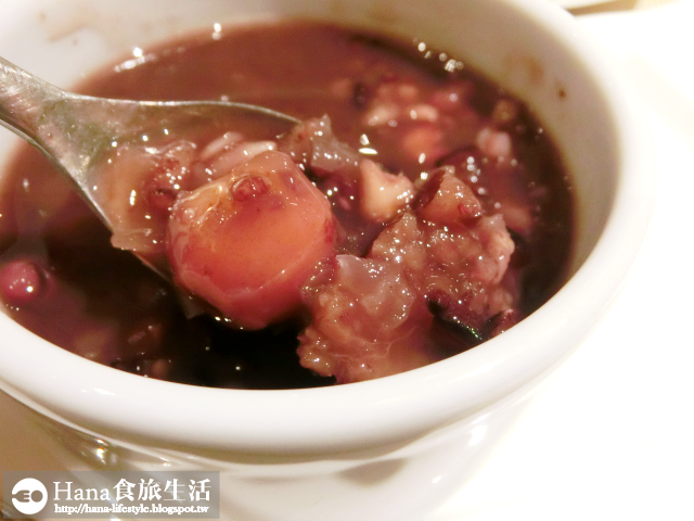 【台北市中山區】品盛悅素軒 | 精緻創意蔬食 猴菇排酥炸外皮飄香內多汁 石鍋拌飯辣夠味 氣氛好適合聚餐