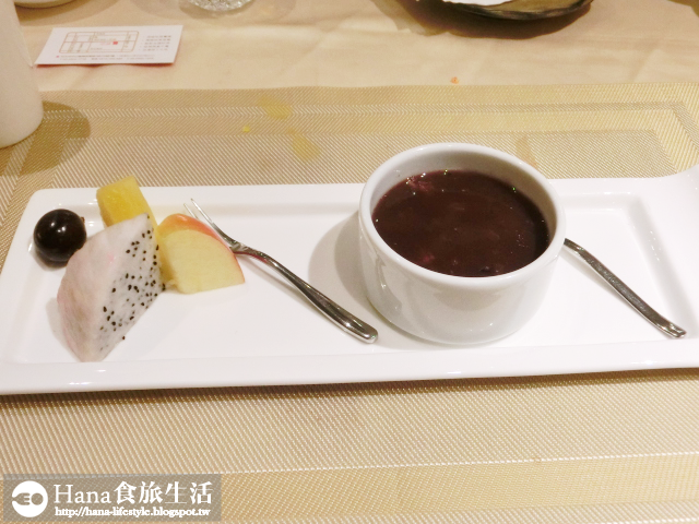 【台北市中山區】品盛悅素軒 | 精緻創意蔬食 猴菇排酥炸外皮飄香內多汁 石鍋拌飯辣夠味 氣氛好適合聚餐