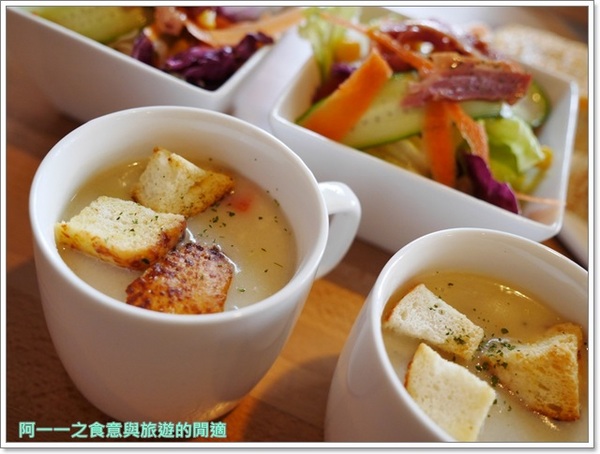 Pa Pa Rice 義大利燉飯專賣店：捷運忠孝敦化站美食 Pa Pa Rice 義大利燉飯專賣店～誘人水波蛋燉飯，吃得到愛的料理