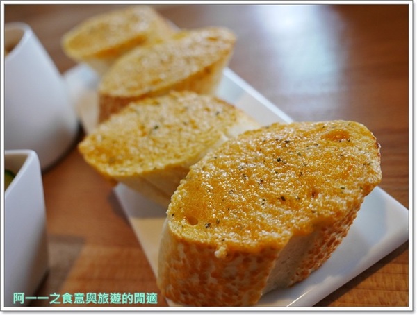 Pa Pa Rice 義大利燉飯專賣店：捷運忠孝敦化站美食 Pa Pa Rice 義大利燉飯專賣店～誘人水波蛋燉飯，吃得到愛的料理