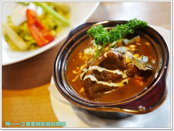 Pa Pa Rice 義大利燉飯專賣店：捷運忠孝敦化站美食 Pa Pa Rice 義大利燉飯專賣店～誘人水波蛋燉飯，吃得到愛的料理