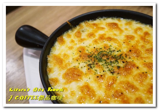 J Coffee 傑品咖啡:台中火車站素食.適合等車,更可玩DIY的特色咖啡館──J COFFEE傑品咖啡