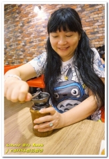 J Coffee 傑品咖啡:台中火車站素食.適合等車,更可玩DIY的特色咖啡館──J COFFEE傑品咖啡