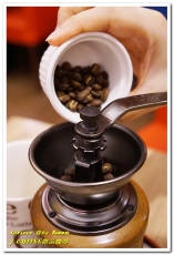 J Coffee 傑品咖啡:台中火車站素食.適合等車,更可玩DIY的特色咖啡館──J COFFEE傑品咖啡