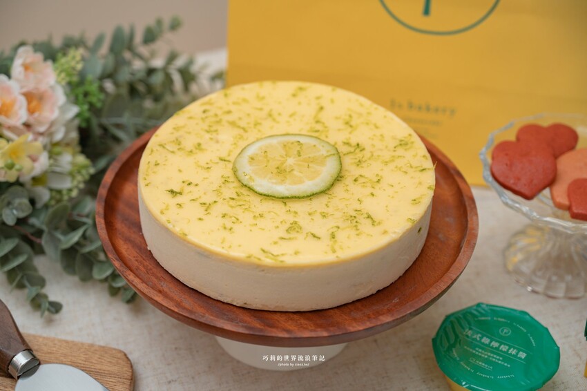 母親節蛋糕推薦清爽系甜點＋聯名花藝組合，送媽媽最剛好的甜！💐