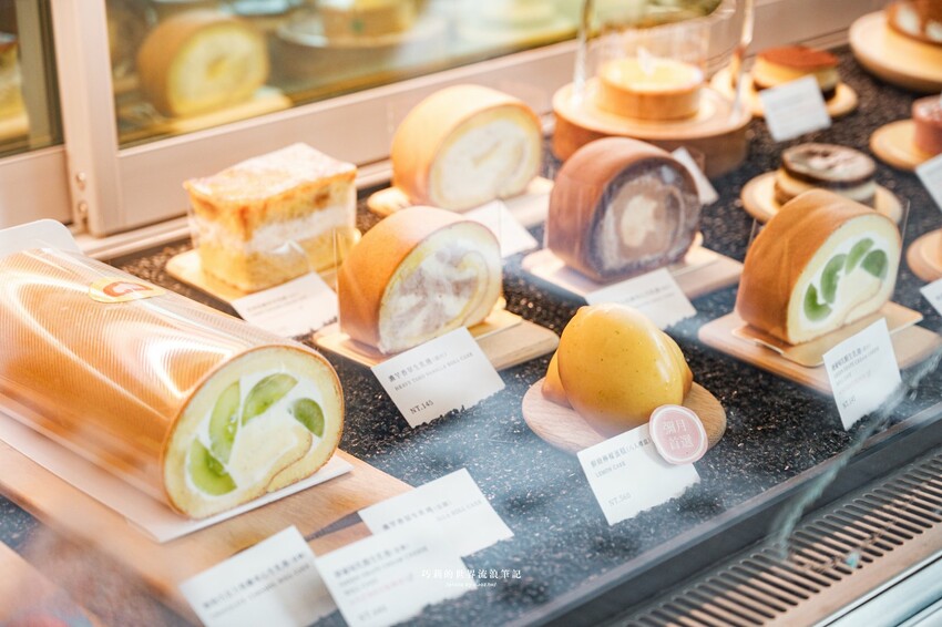 母親節蛋糕推薦清爽系甜點＋聯名花藝組合，送媽媽最剛好的甜！💐