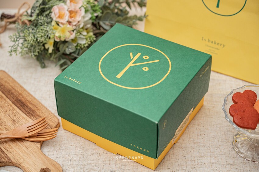 母親節蛋糕推薦清爽系甜點＋聯名花藝組合，送媽媽最剛好的甜！💐