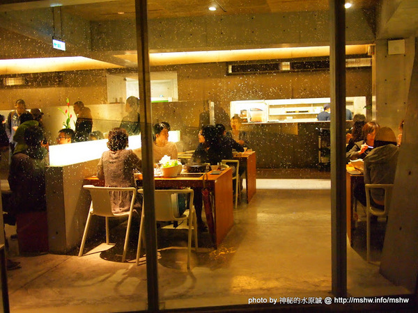 八錢鍋物:【食記】輕井澤旗下~滿足你對不同火鍋種類的需求 @ 台中南屯-八錢鍋物料理 八錢鍋物:【食記】輕井澤旗下~滿足你對不同火鍋種類的需求 @ 台中南屯-八錢鍋物料理