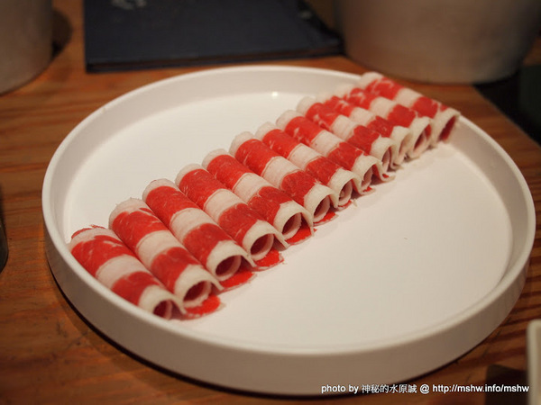 八錢鍋物:【食記】輕井澤旗下~滿足你對不同火鍋種類的需求 @ 台中南屯-八錢鍋物料理 八錢鍋物:【食記】輕井澤旗下~滿足你對不同火鍋種類的需求 @ 台中南屯-八錢鍋物料理