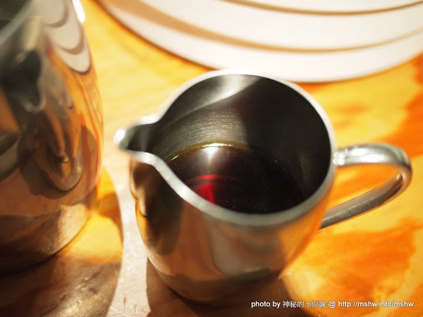 八錢鍋物:【食記】輕井澤旗下~滿足你對不同火鍋種類的需求 @ 台中南屯-八錢鍋物料理 八錢鍋物:【食記】輕井澤旗下~滿足你對不同火鍋種類的需求 @ 台中南屯-八錢鍋物料理