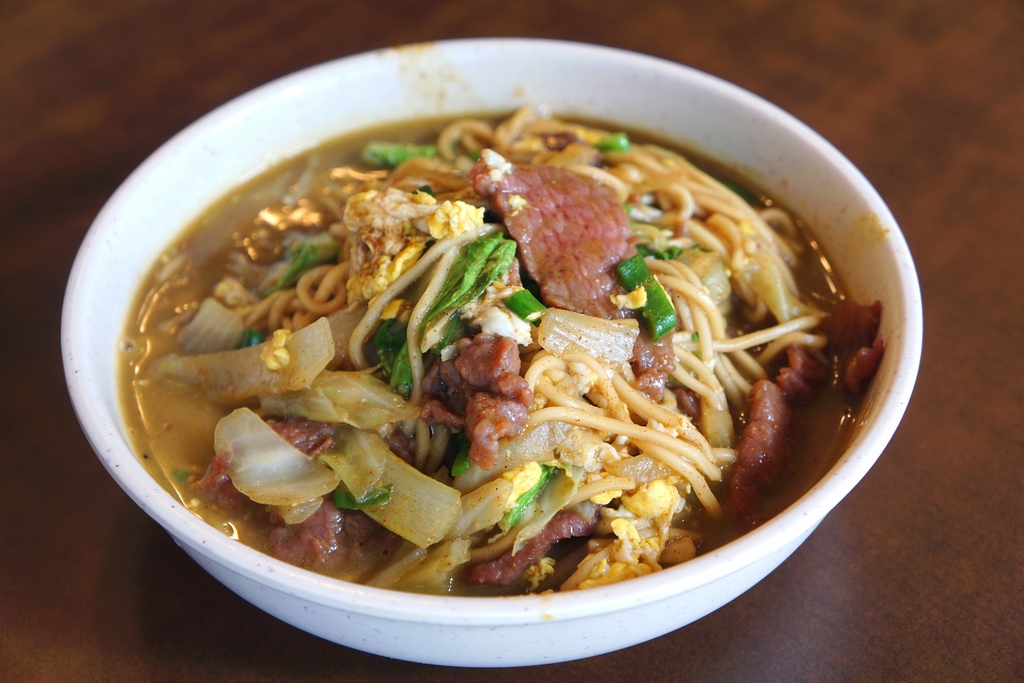 牛肉咖哩炒麵