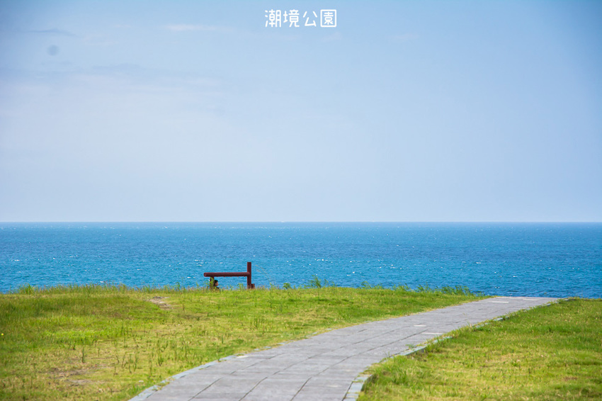 ｜基隆景點｜潮境公園，搭乘哈利波特遺留的魔法掃把眺望基隆嶼，欣賞海天一線的無敵海景 - 阿婷的旅行札記。