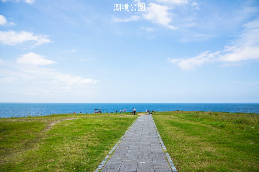 |基隆景點|潮境公園,搭乘哈利波特遺留的魔法掃把眺望基隆嶼,欣賞海天一線的無敵海景 - 阿婷的旅行札記。