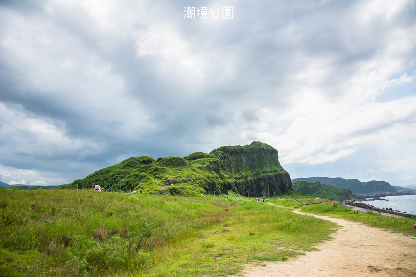 |基隆景點|潮境公園,搭乘哈利波特遺留的魔法掃把眺望基隆嶼,欣賞海天一線的無敵海景 - 阿婷的旅行札記。