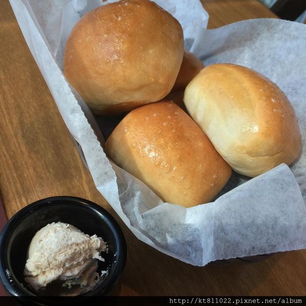 10269367_1508768132732057_1650417039329864657_n.jpg 10269367_1508768132732057_1650417039329864657_n.jpg