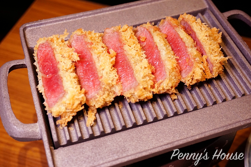 伊勢路-勝勢日式豬排 NEW推出豪華炸牛排軟嫩嫩套餐！熟成豬肉一樣美味多汁！