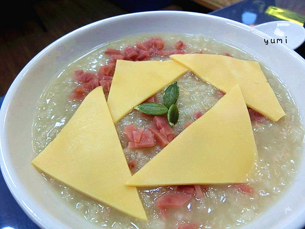 Wo餐焙坊:【口碑券§第73彈】突擊中興大學商圈美食!營養健康美味滿分的雞肉火腿起司粥/三明治堡@Wo餐焙坊 Wo餐焙坊:【口碑券§第73彈】突擊中興大學商圈美食!營養健康美味滿分的雞肉火腿起司粥/三明治堡@Wo餐焙坊