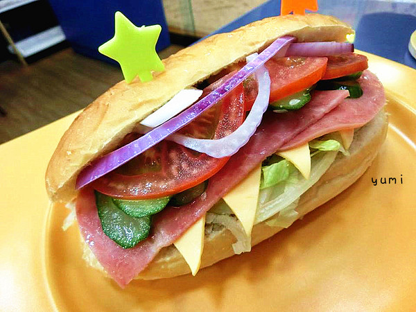 Wo餐焙坊:【口碑券§第73彈】突擊中興大學商圈美食!營養健康美味滿分的雞肉火腿起司粥/三明治堡@Wo餐焙坊 Wo餐焙坊:【口碑券§第73彈】突擊中興大學商圈美食!營養健康美味滿分的雞肉火腿起司粥/三明治堡@Wo餐焙坊