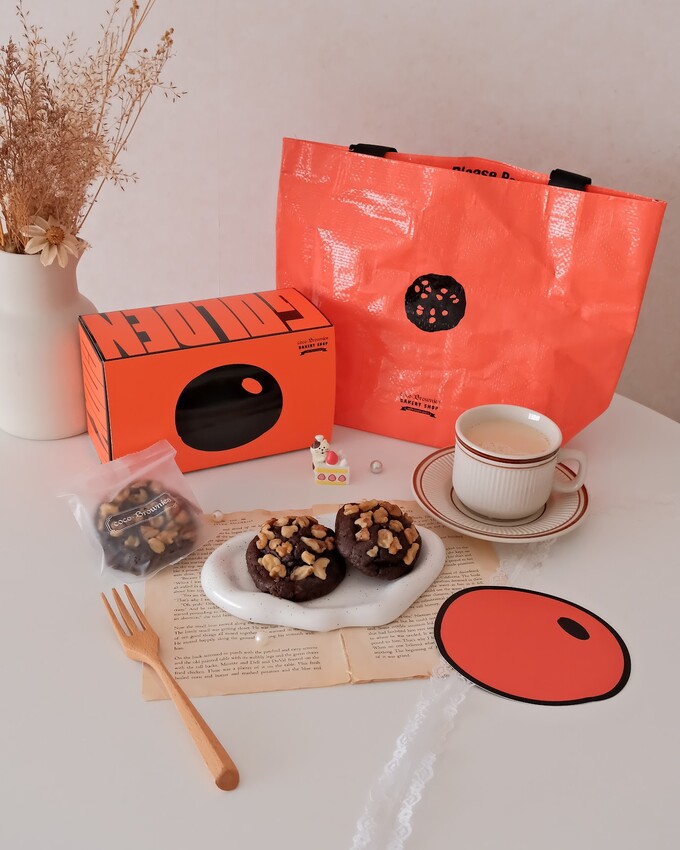 【中秋禮盒推薦】 coco.Brownies黑金流沙軟餅乾禮 【中秋禮盒推薦】 coco.Brownies黑金流沙軟餅乾禮