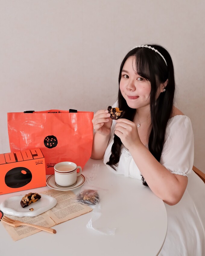 【中秋禮盒推薦】 coco.Brownies黑金流沙軟餅乾禮 【中秋禮盒推薦】 coco.Brownies黑金流沙軟餅乾禮