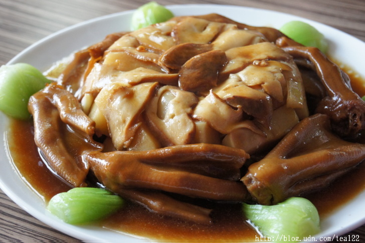 台中大坑美食--阿禧師古早味懷舊餐館甘蔗鵝、招牌老菜脯鵝