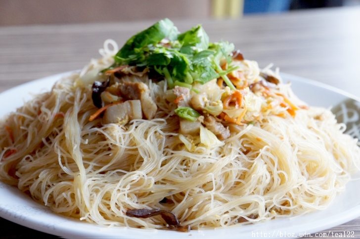 台中大坑美食--阿禧師古早味懷舊餐館甘蔗鵝、招牌老菜脯鵝