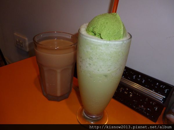 捲餅咬鹿：捲餅咬鹿,我咬捲餅--捲餅咬鹿早午餐店体驗心得