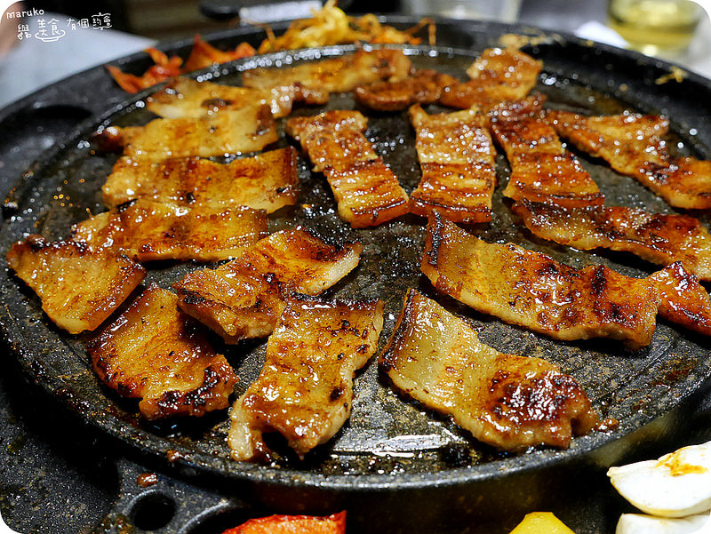 【韓式料理】MAJOR K 頂級韓式炙燒牛小排牛五花吃到飽。台北信義安和商圈