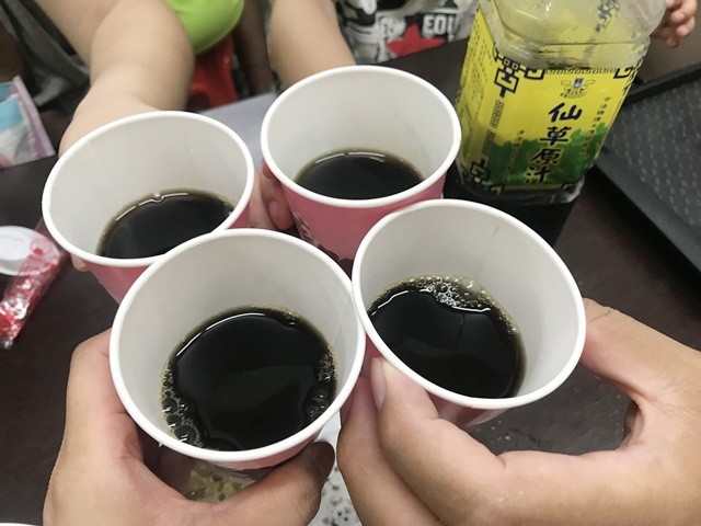 桃園中壢美食、傳統風味~上輝仙草豆花店