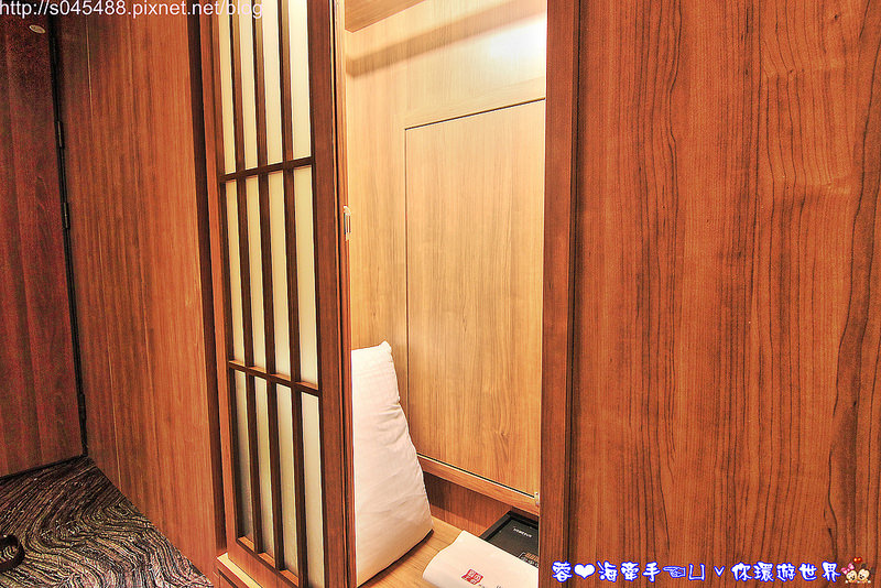 【雲林▍住宿】御品王朝旅店♥打破飯店小而巧的刻板印象，超大空間的雙人房好舒適