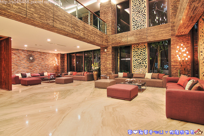 【雲林▍住宿】御品王朝旅店♥打破飯店小而巧的刻板印象，超大空間的雙人房好舒適