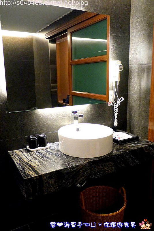 【雲林▍住宿】御品王朝旅店♥打破飯店小而巧的刻板印象，超大空間的雙人房好舒適